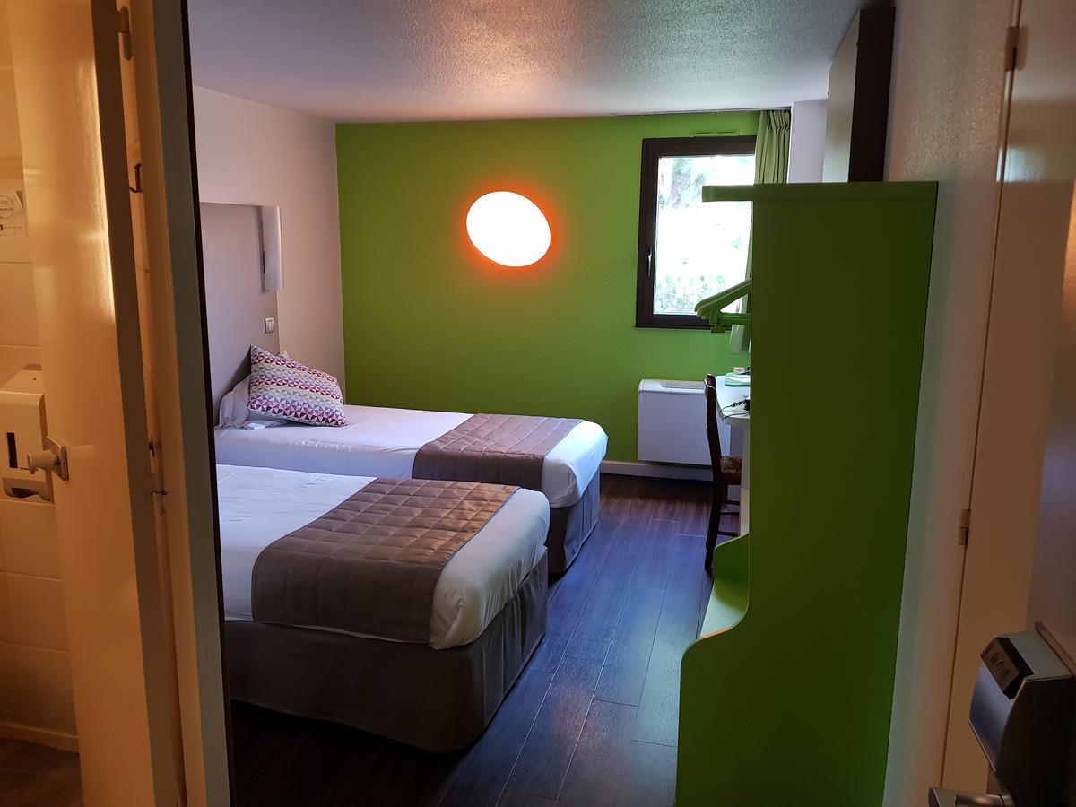 Hotel Campanile Antibes Buitenkant foto
